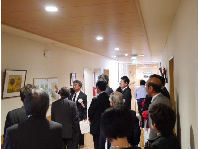 施設内見学