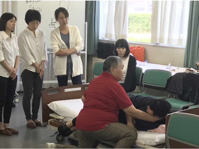 ５月１５日、腰を低くしましょう。