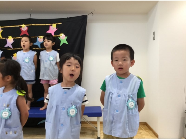 ゆり・ばら組
歌「ぼくらはみらいのたんけんたい」