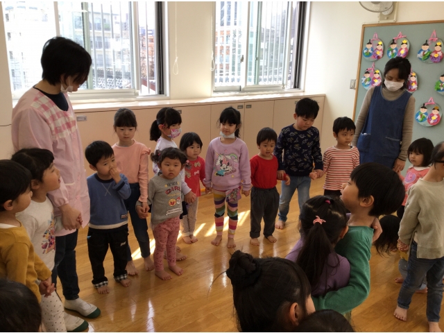 花いちもんめ♪