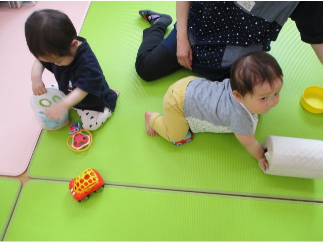 このオモチャで遊ぼっ♪