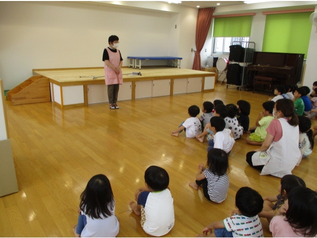 大事なお話真剣に聞いています