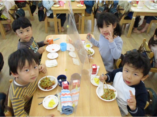 皆で食べるの楽しいね！