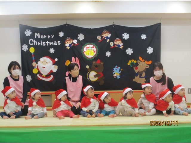 サンタ帽子が似合ってます💛