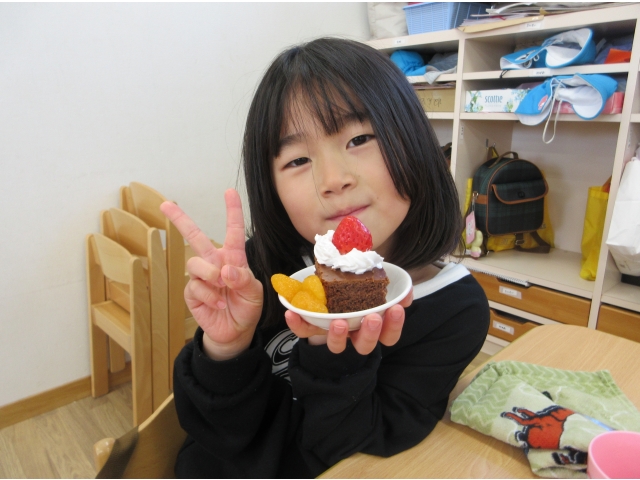 いちごをのせたよ！
