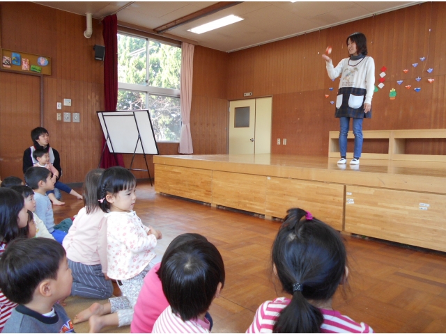 歌に合わせてやってます