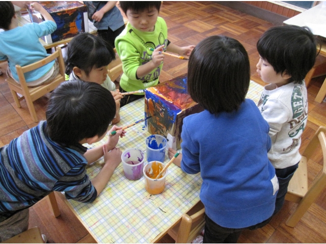 宇宙人の家を作ってます