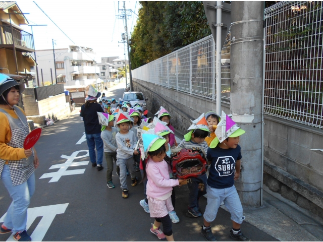“げんきをだして　　　　　　わっしょい！”