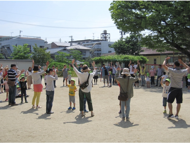♪曲に合わせて踊ります♪