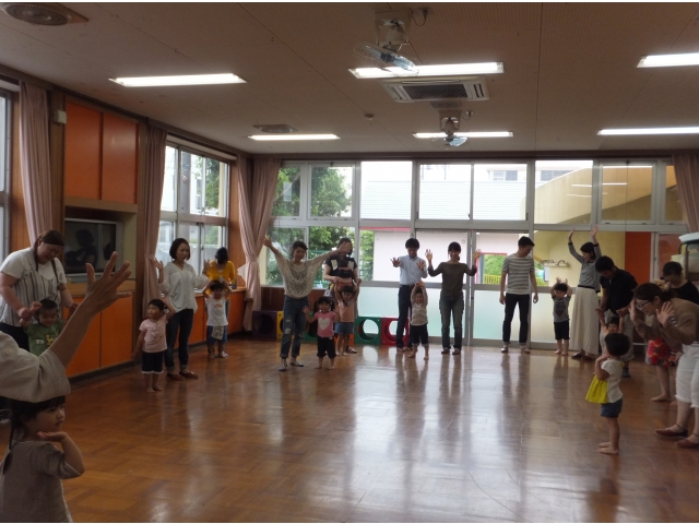 親子で“アブラハム体操♪”