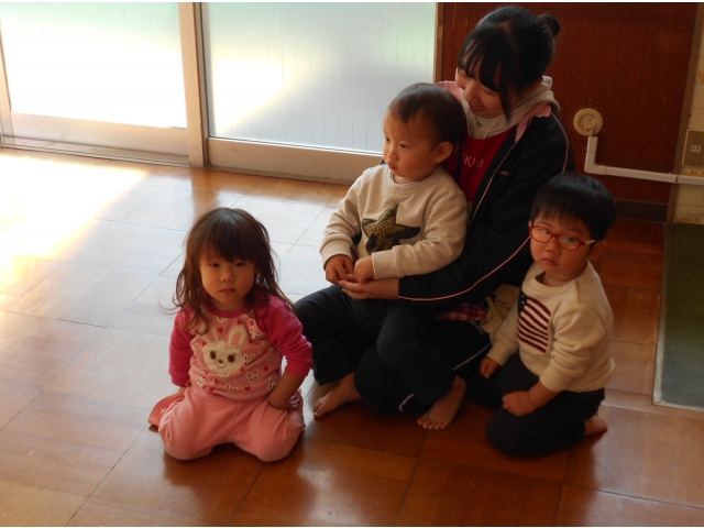 ちょっと離れて見る。