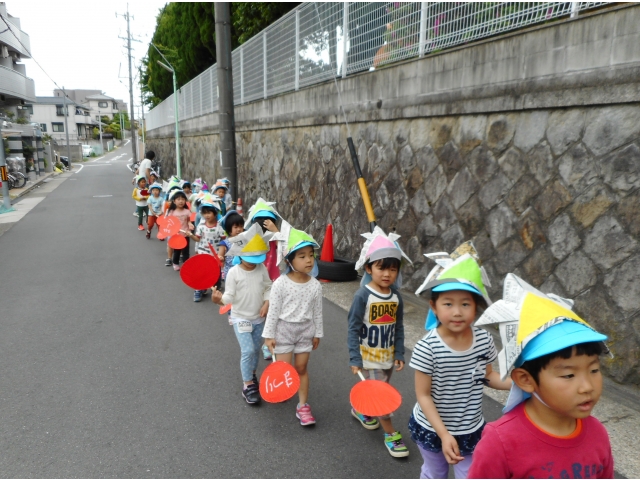 ４歳児も元気よく！