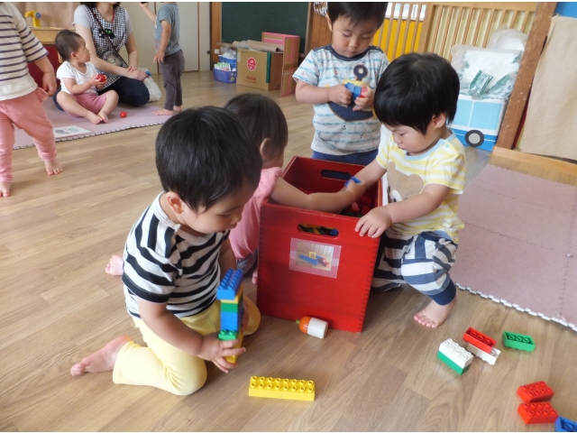 欲しいブロックを
探します