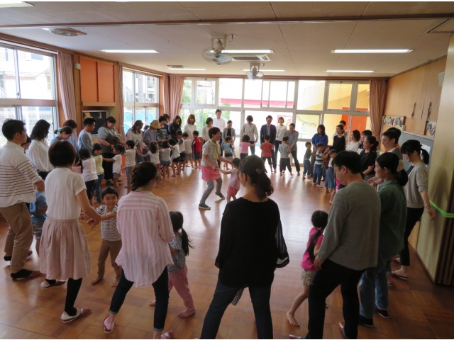 リズムにのって
フォークダンス♡