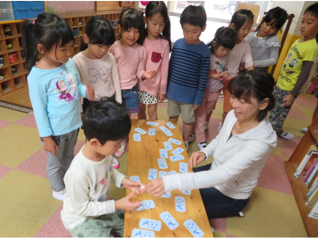 友だちも勝負を見守ります