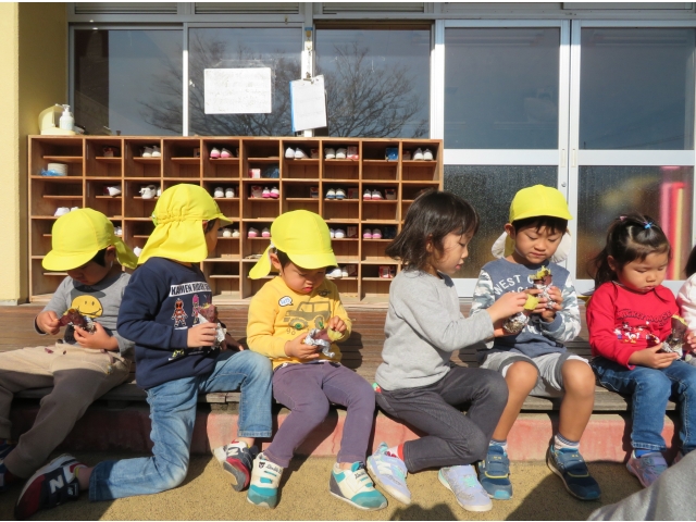 芋の皮が残らないように
丁寧に取って……