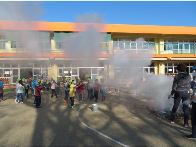 煙にびっくり
(*_*;