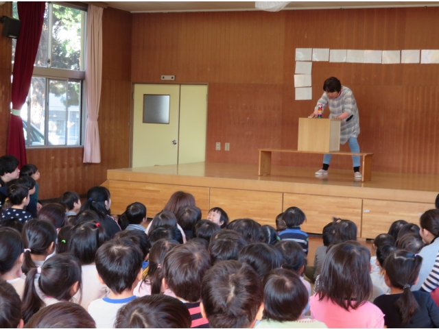 だるまおとし!
真剣です