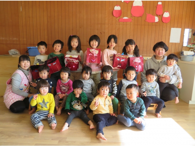お面が取れてひと安心の
りす組さん♡