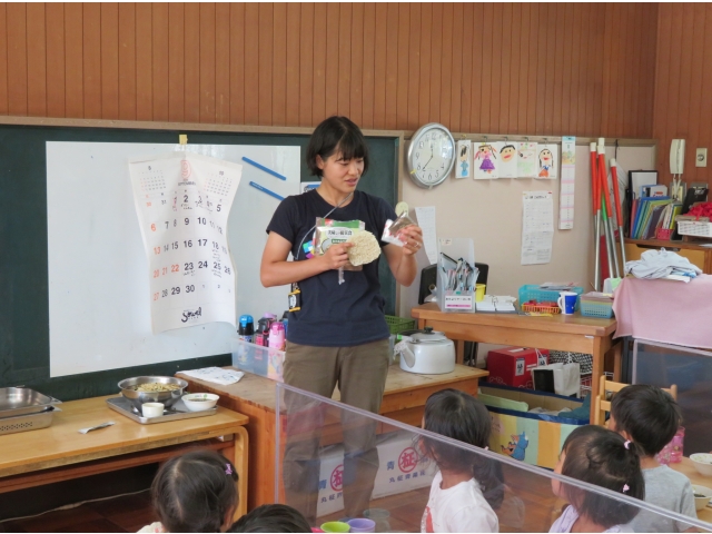 ぞう組は、中身を見せてもらってます。