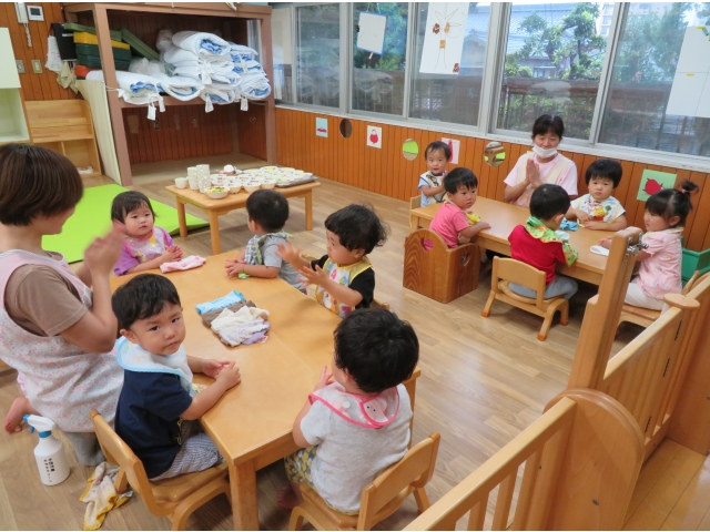 りす組。
落ち着いて給食です。