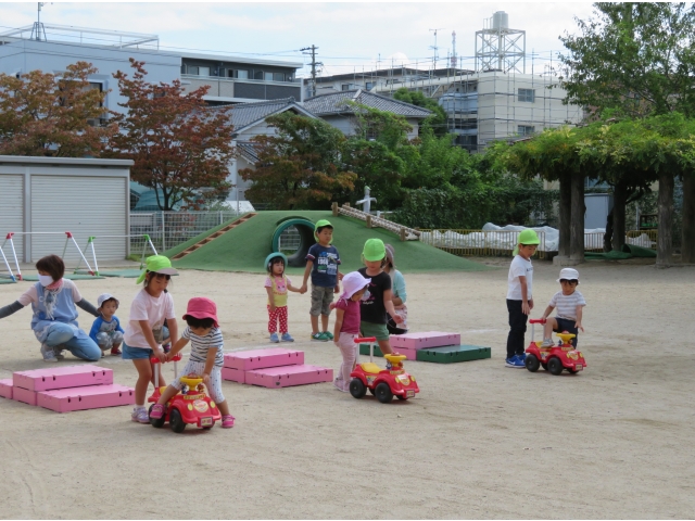 りす組競技“コンビカーでおでかけ”