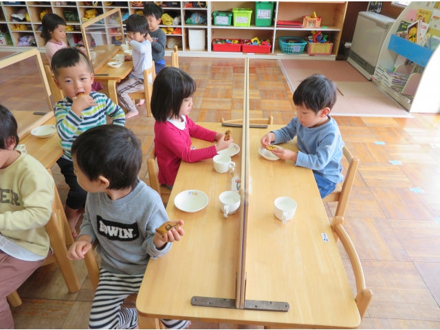 「どこから食べようかな～」