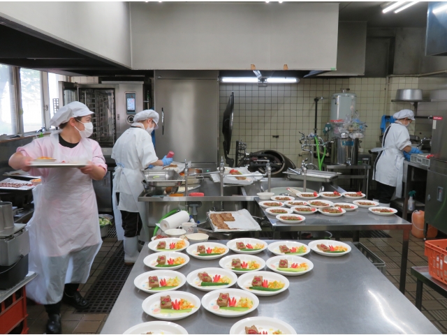 給食室は大忙し!
