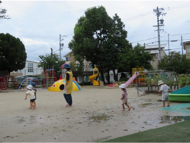 つまさきで歩いてみる。