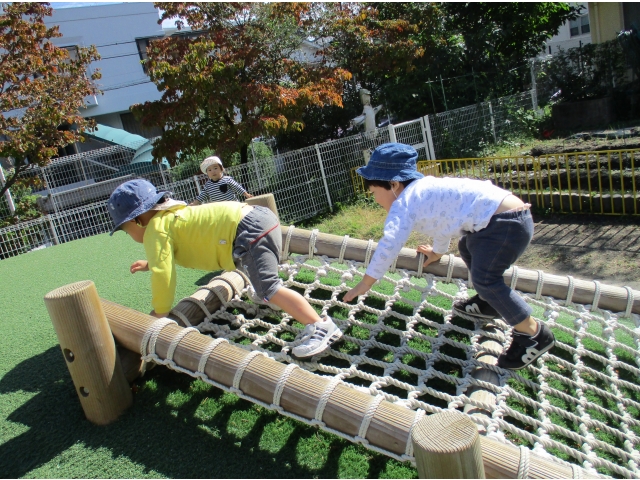 上手に網も登れるよ！