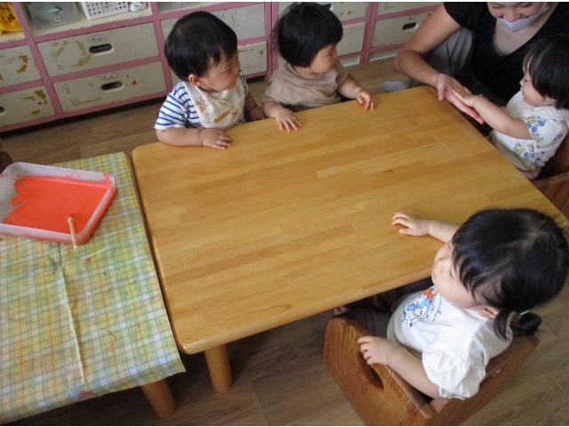 順番待ちをしています。