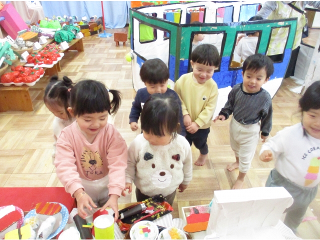 お寿司屋さん。