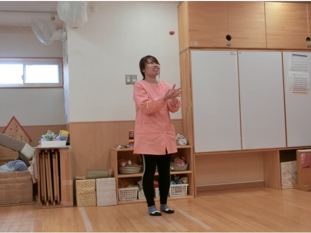 お手玉をします(^^)/