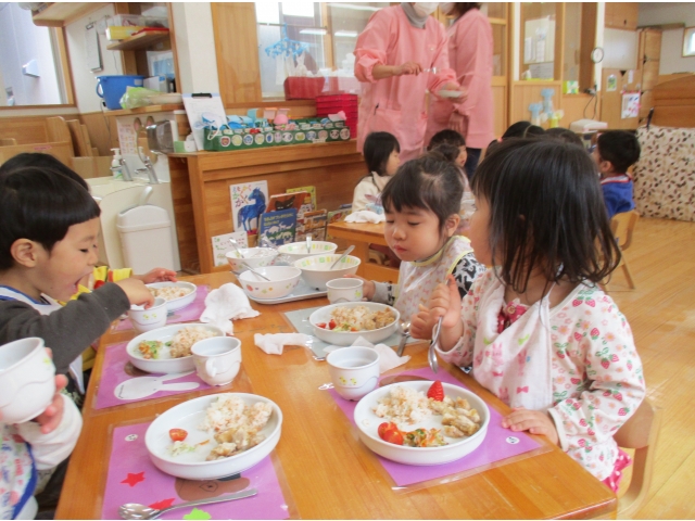 いちごもあるよ