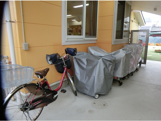 　自転車置き場