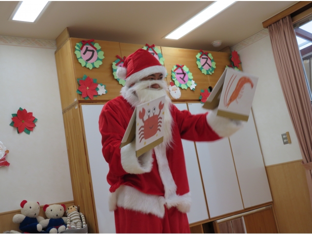 サンタさん手作りのエビカニ手袋
