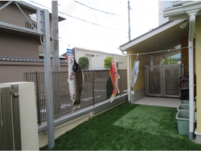 園庭のこいのぼり