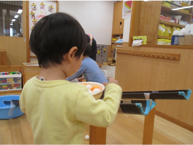 上から転がすよ！