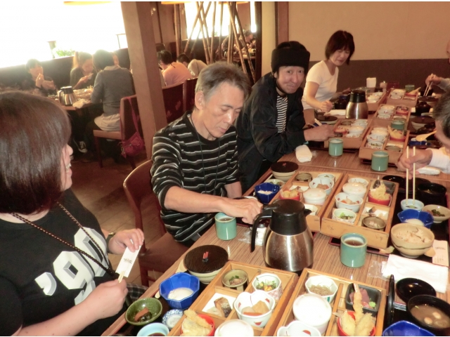 笑顔で箸が止まらない‼