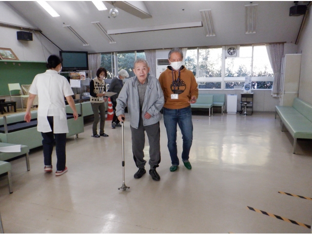杖でも頑張ります！