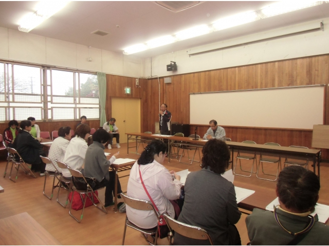 家族会全体会で家族会の行事や施設からのお願いなどお伝えしました。