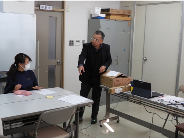 講師の船間氏