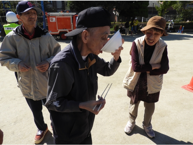 炊き出しの豚汁を頂きました！