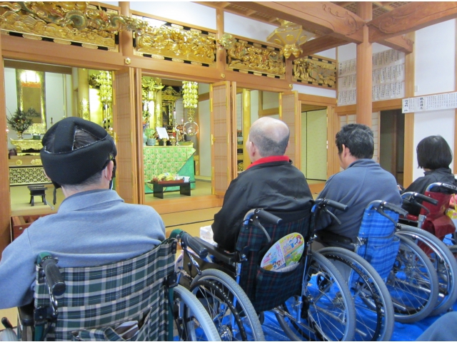 利用者さん・職員入堂しました