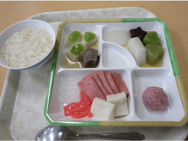 調理師さんの力作「ソフト食」です