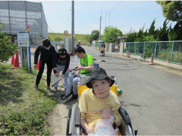 秘密兵器
マジックハンド！