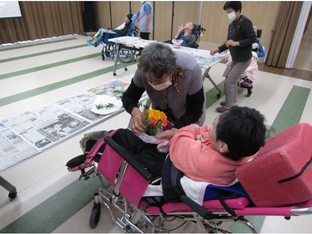 お久しぶりで職員も嬉しくなります