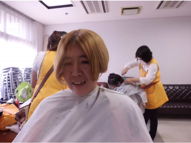 希望通りの色に、綺麗にカラーが染まりましたね(*^^)v