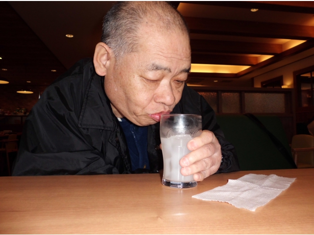 飲み物もおいしく頂きます