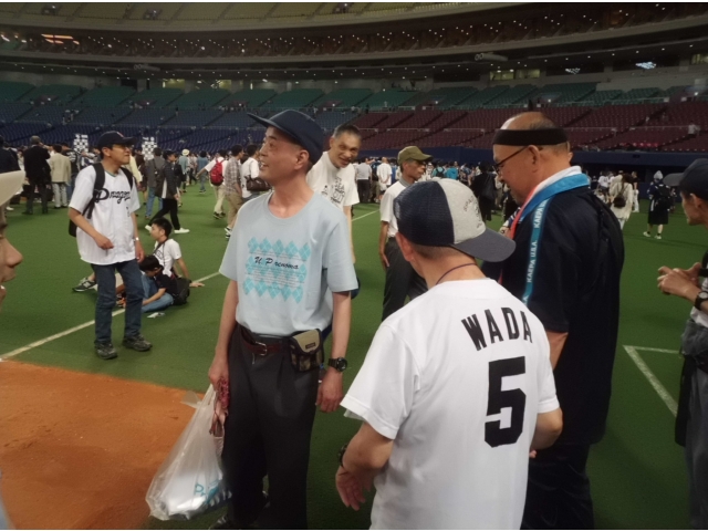 ３塁ベース！こんなに近くで見れたよ。